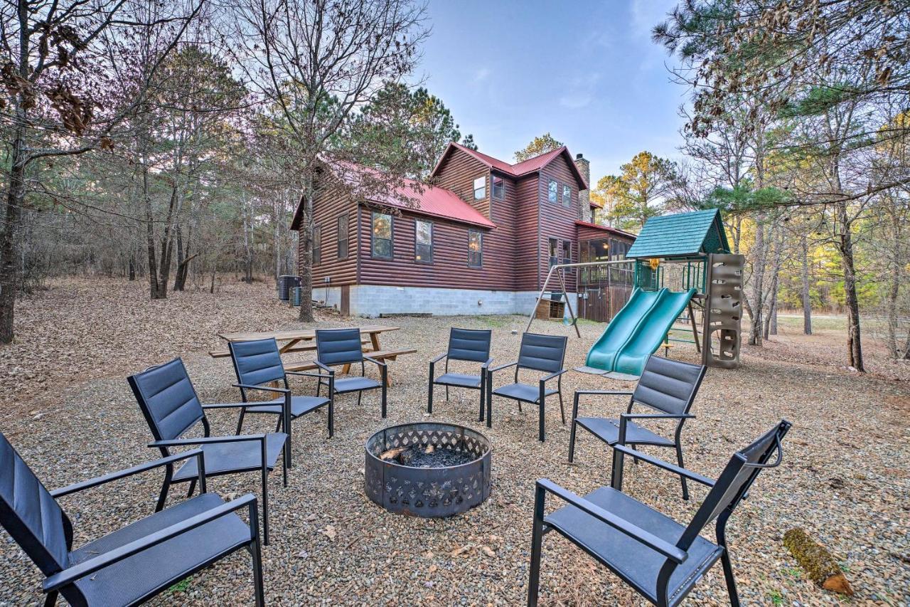 Broken Bow Cabin With Deck, Hot Tub And Fire Pit! Extérieur photo